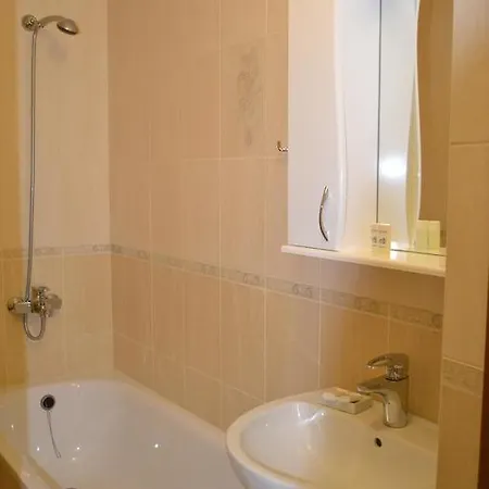 Hotel Tonal Mukaczewo